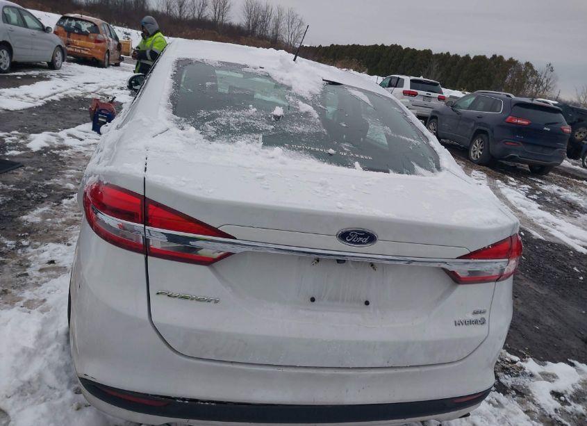 Photo 16 of 2018 Ford Fusion HYBRID SE (VIN 3FA6P0LU8JR206548)
