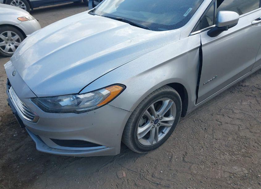 Photo 6 of 2018 Ford Fusion HYBRID SE (VIN 3FA6P0LU8JR219560)