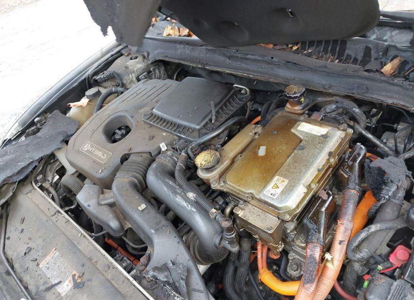 Photo 10 of 2018 Ford Fusion HYBRID SE (VIN 3FA6P0LU8JR234379)