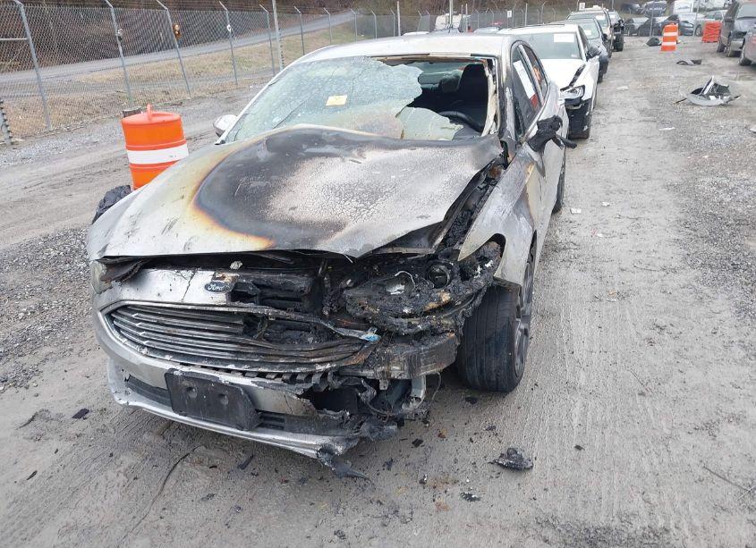 Photo 6 of 2018 Ford Fusion HYBRID SE (VIN 3FA6P0LU8JR234379)