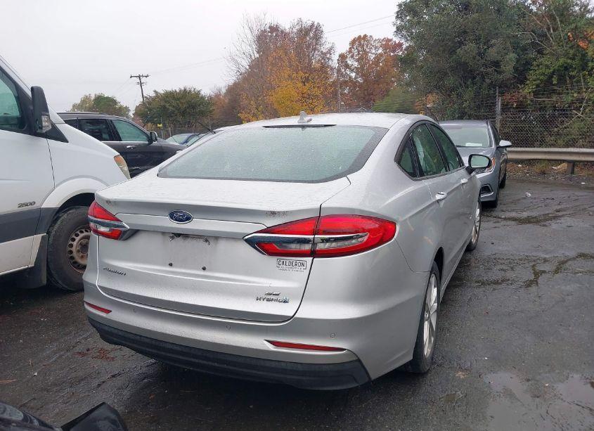 Photo 16 of 2019 Ford Fusion HYBRID SE (VIN 3FA6P0LU8KR180566)