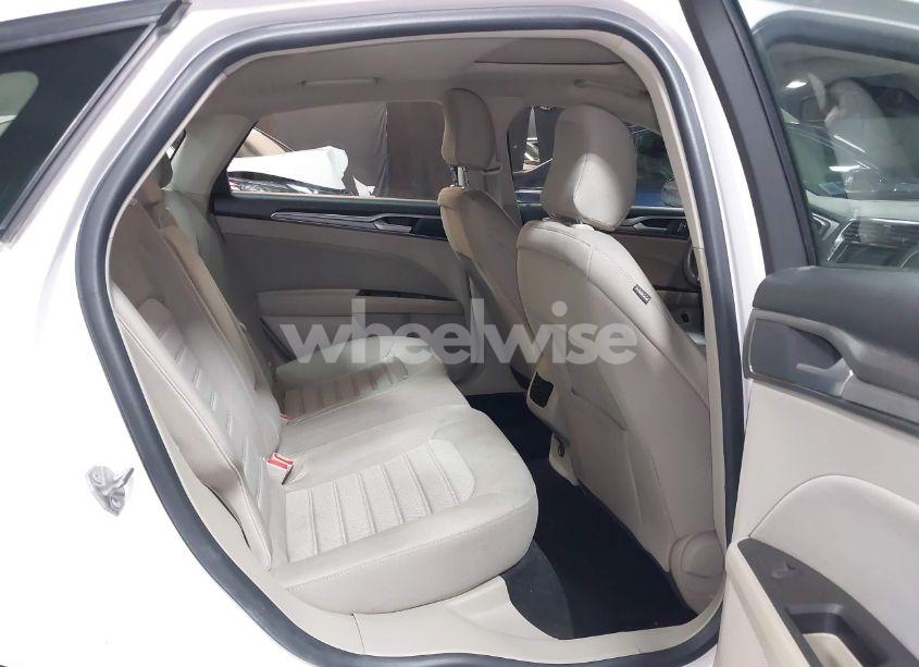 Photo 8 of 2020 Ford Fusion HYBRID SE (VIN 3FA6P0LU8LR142370)