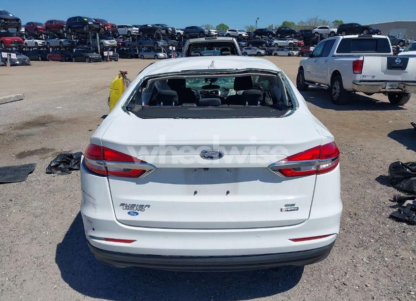 Photo 16 of 2020 Ford Fusion HYBRID SE (VIN 3FA6P0LU8LR266686)