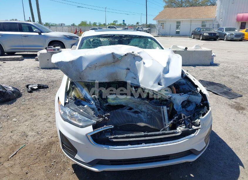 Photo 6 of 2020 Ford Fusion HYBRID SE (VIN 3FA6P0LU8LR266686)