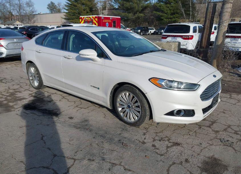 2013 Ford Fusion HYBRID SE (VIN 3FA6P0LU9DR180787) main photo