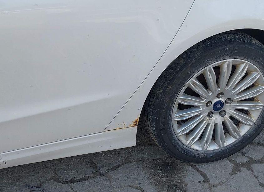 Photo 6 of 2013 Ford Fusion HYBRID SE (VIN 3FA6P0LU9DR180787)