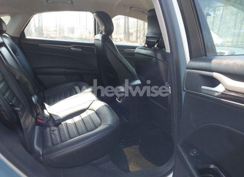 Photo 8 of 2013 Ford Fusion HYBRID SE (VIN 3FA6P0LU9DR189148)