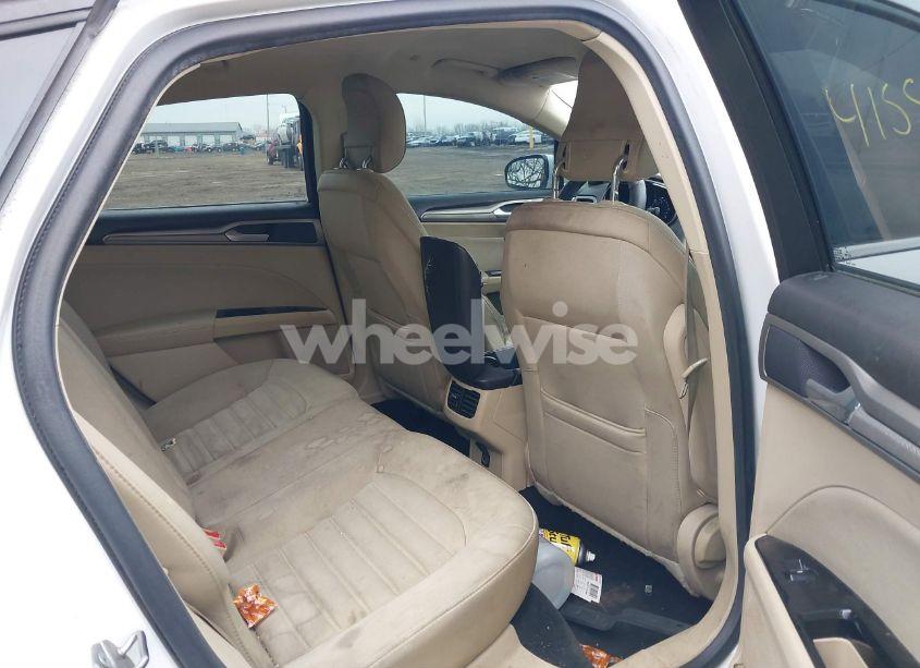 Photo 8 of 2013 Ford Fusion HYBRID SE (VIN 3FA6P0LU9DR312270)