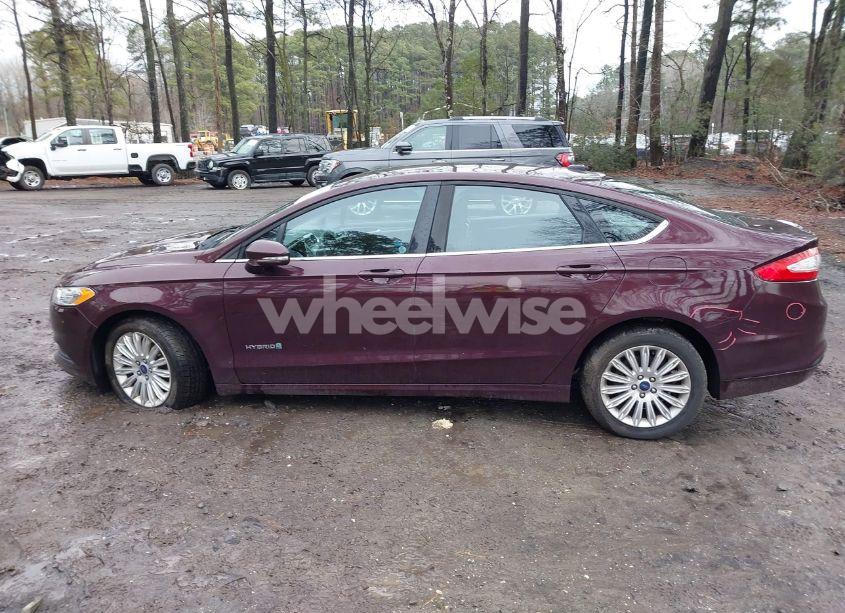 Photo 15 of 2013 Ford Fusion HYBRID SE (VIN 3FA6P0LU9DR355247)