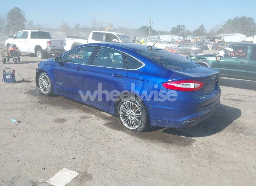 Photo 3 of 2013 Ford Fusion HYBRID SE (VIN 3FA6P0LU9DR382982)