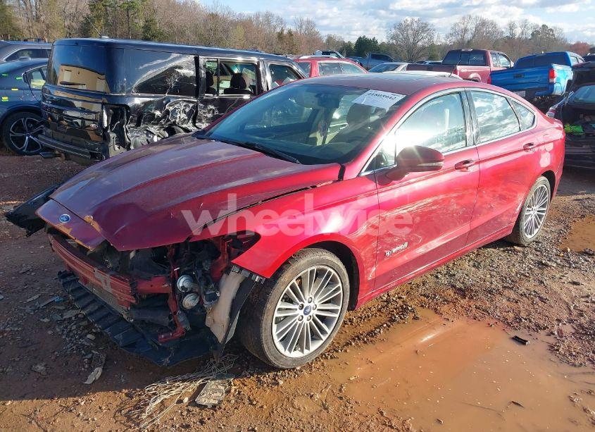 Photo 2 of 2014 Ford Fusion HYBRID SE (VIN 3FA6P0LU9ER106870)