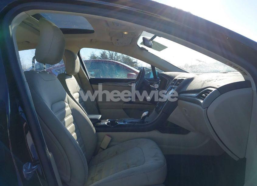 Photo 4 of 2014 Ford Fusion HYBRID SE (VIN 3FA6P0LU9ER389822)