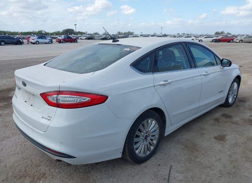 Photo 4 of 2015 Ford Fusion HYBRID SE (VIN 3FA6P0LU9FR128370)