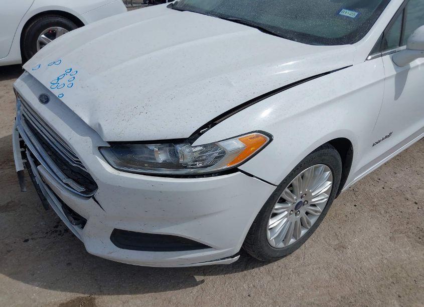 Photo 6 of 2015 Ford Fusion HYBRID SE (VIN 3FA6P0LU9FR128370)