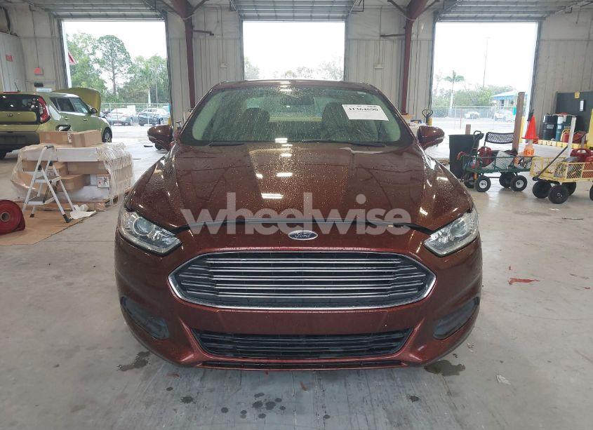 Photo 12 of 2016 Ford Fusion HYBRID SE (VIN 3FA6P0LU9GR140407)