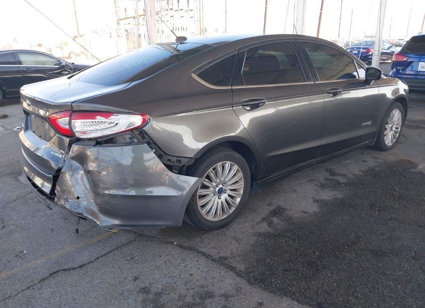 Photo 4 of 2016 Ford Fusion HYBRID SE (VIN 3FA6P0LU9GR202517)