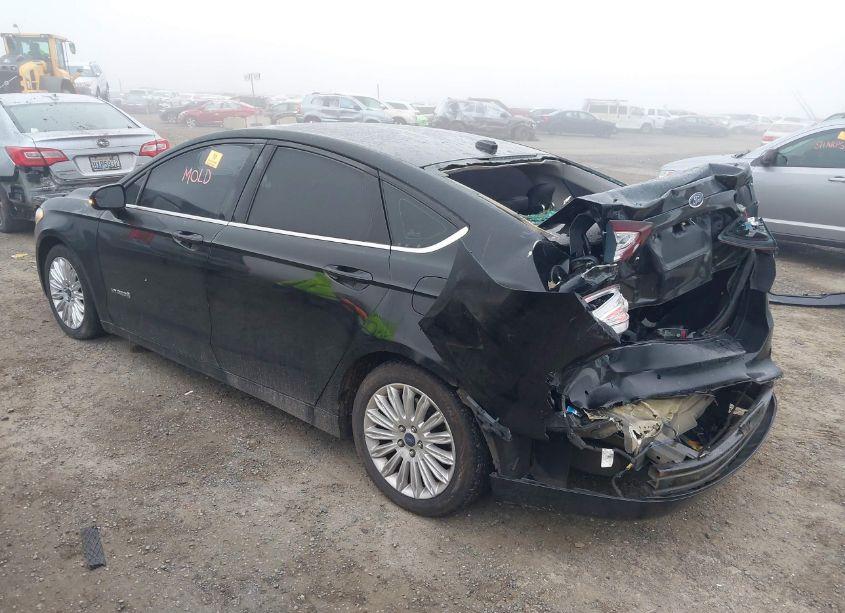 Photo 3 of 2016 Ford Fusion HYBRID SE (VIN 3FA6P0LU9GR318607)