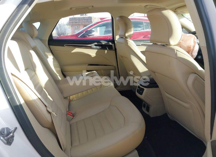 Photo 8 of 2016 Ford Fusion HYBRID SE (VIN 3FA6P0LU9GR343071)