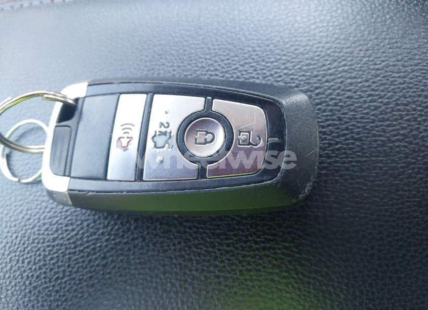 Photo 11 of 2017 Ford Fusion HYBRID SE (VIN 3FA6P0LU9HR163719)