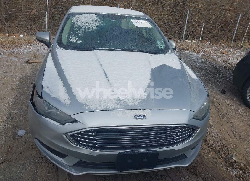 Photo 12 of 2017 Ford Fusion HYBRID SE (VIN 3FA6P0LU9HR278613)