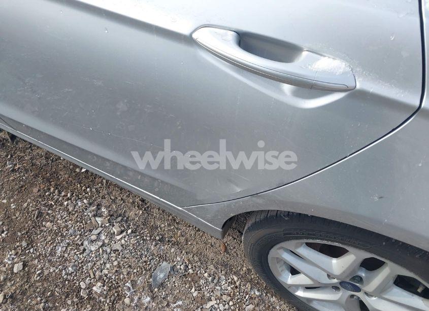 Photo 18 of 2017 Ford Fusion HYBRID SE (VIN 3FA6P0LU9HR278613)