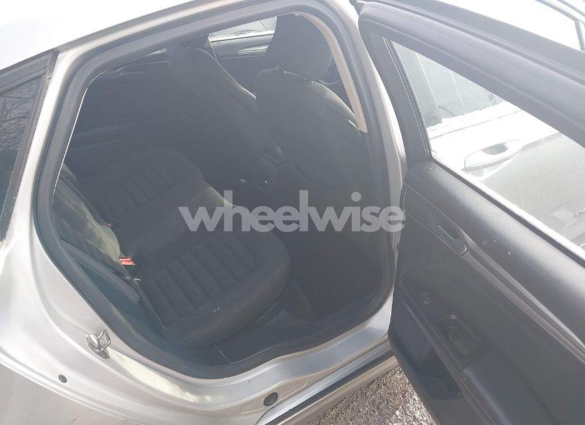 Photo 8 of 2017 Ford Fusion HYBRID SE (VIN 3FA6P0LU9HR278613)