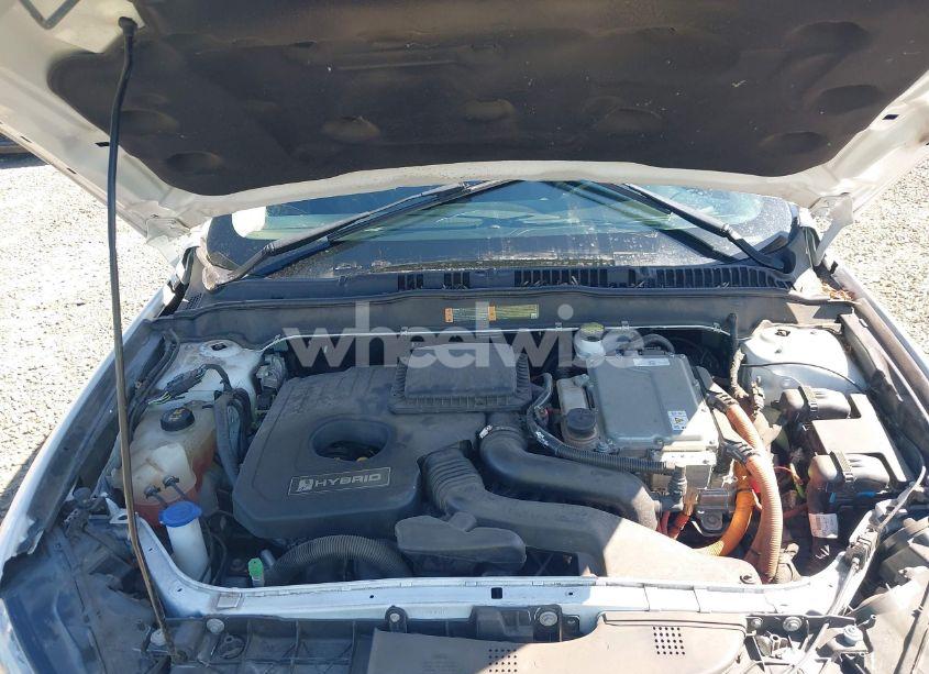 Photo 10 of 2017 Ford Fusion HYBRID SE (VIN 3FA6P0LU9HR400659)