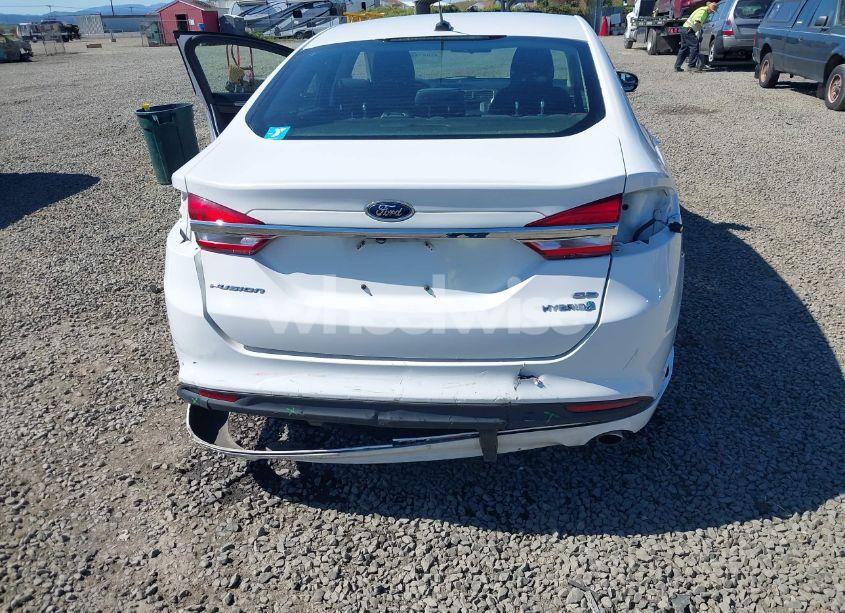 Photo 6 of 2017 Ford Fusion HYBRID SE (VIN 3FA6P0LU9HR400659)