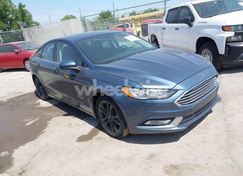2018 Ford Fusion HYBRID SE (VIN 3FA6P0LU9JR137983) main photo