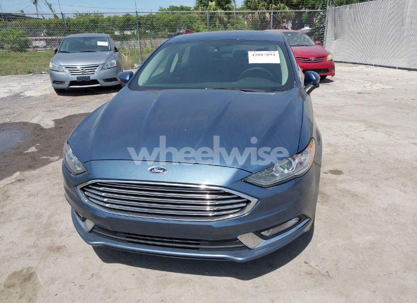 Photo 6 of 2018 Ford Fusion HYBRID SE (VIN 3FA6P0LU9JR137983)