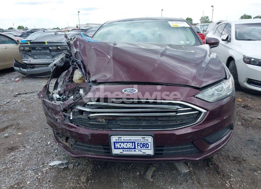 Photo 12 of 2018 Ford Fusion HYBRID SE (VIN 3FA6P0LU9JR153083)