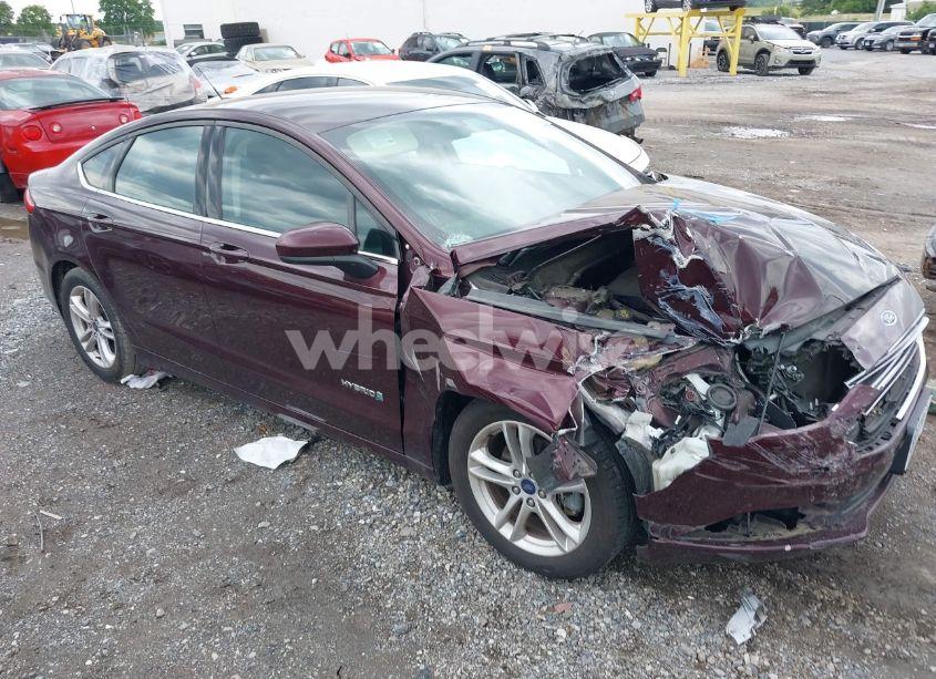 Photo 13 of 2018 Ford Fusion HYBRID SE (VIN 3FA6P0LU9JR153083)