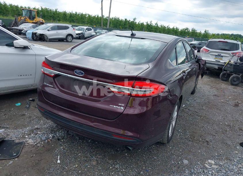 Photo 4 of 2018 Ford Fusion HYBRID SE (VIN 3FA6P0LU9JR153083)