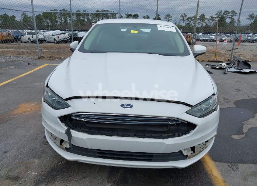 Photo 12 of 2018 Ford Fusion HYBRID SE (VIN 3FA6P0LU9JR206154)