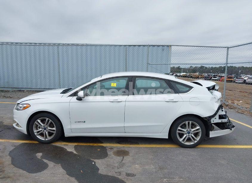 Photo 14 of 2018 Ford Fusion HYBRID SE (VIN 3FA6P0LU9JR206154)