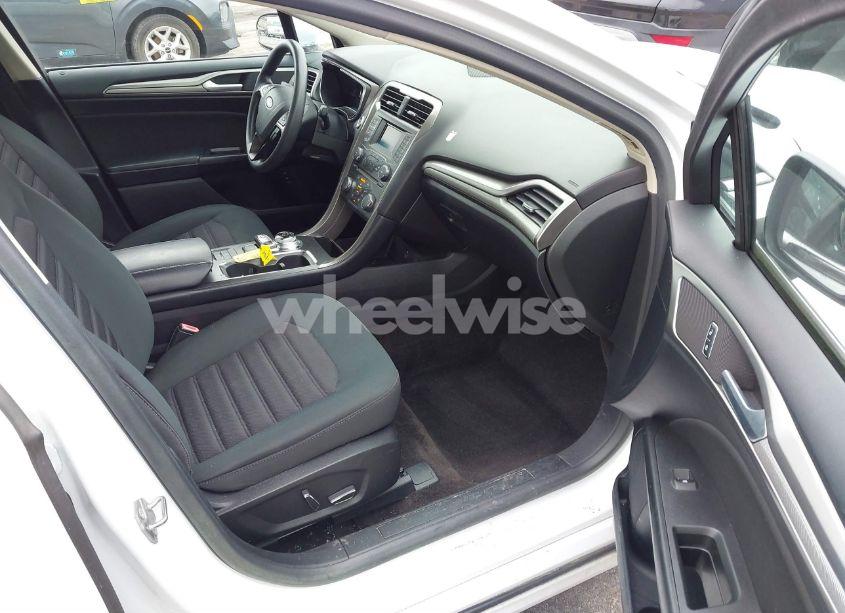 Photo 5 of 2018 Ford Fusion HYBRID SE (VIN 3FA6P0LU9JR206154)