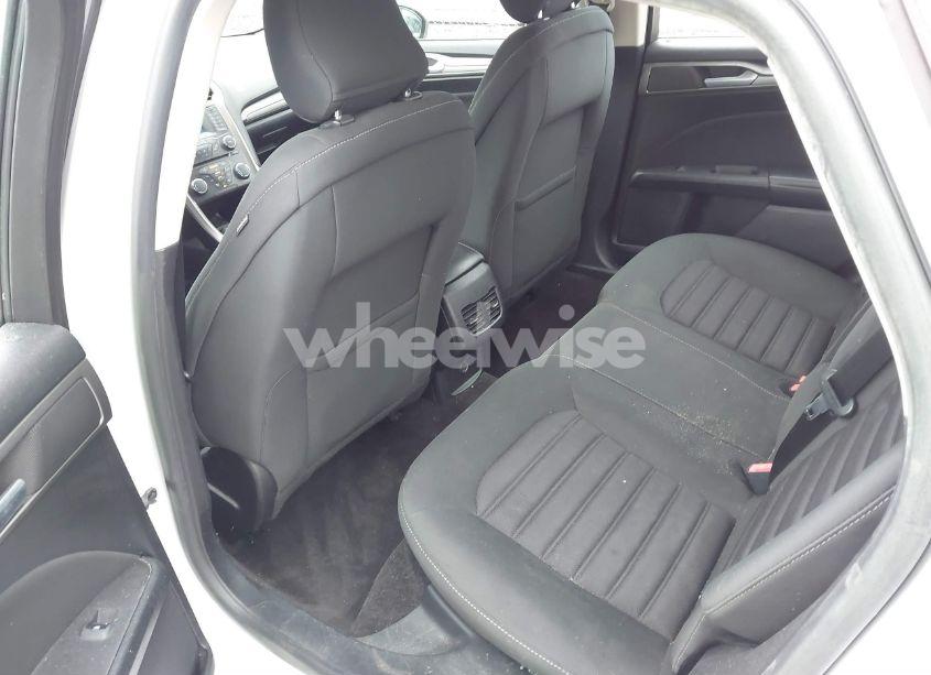 Photo 8 of 2018 Ford Fusion HYBRID SE (VIN 3FA6P0LU9JR206154)