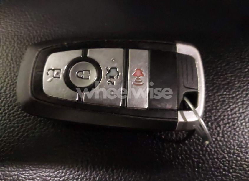 Photo 11 of 2018 Ford Fusion HYBRID SE (VIN 3FA6P0LU9JR221656)