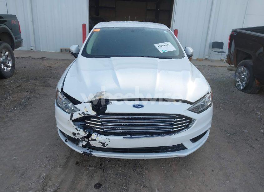 Photo 12 of 2018 Ford Fusion HYBRID SE (VIN 3FA6P0LU9JR221656)