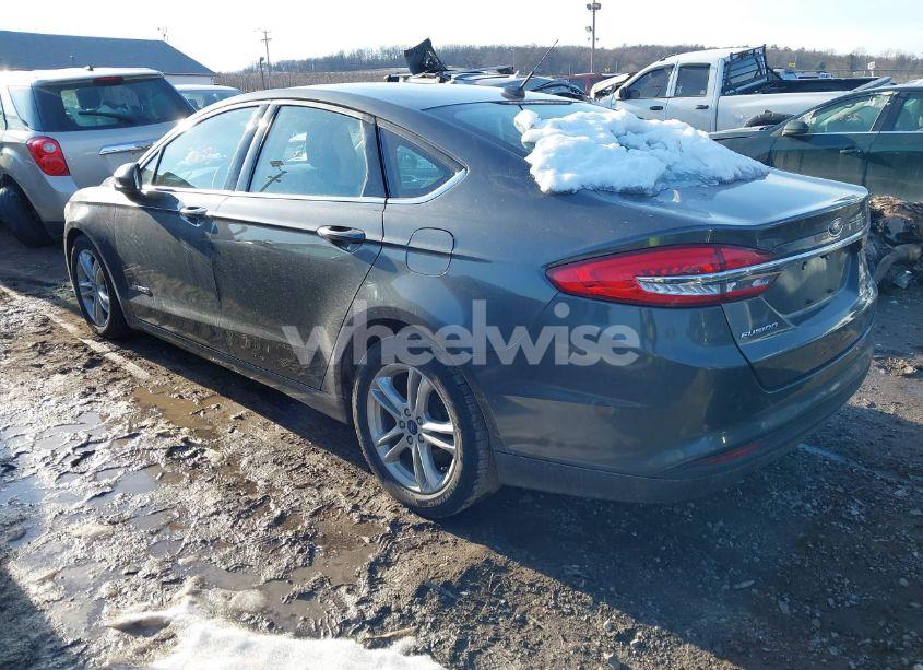 Photo 3 of 2018 Ford Fusion HYBRID SE (VIN 3FA6P0LU9JR279556)