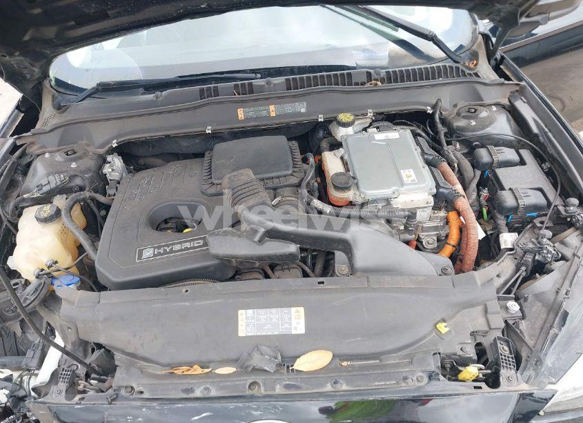 Photo 10 of 2018 Ford Fusion HYBRID SE (VIN 3FA6P0LU9JR286359)