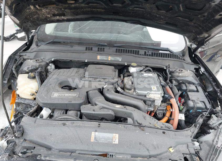 Photo 10 of 2019 Ford Fusion HYBRID SE (VIN 3FA6P0LU9KR116830)