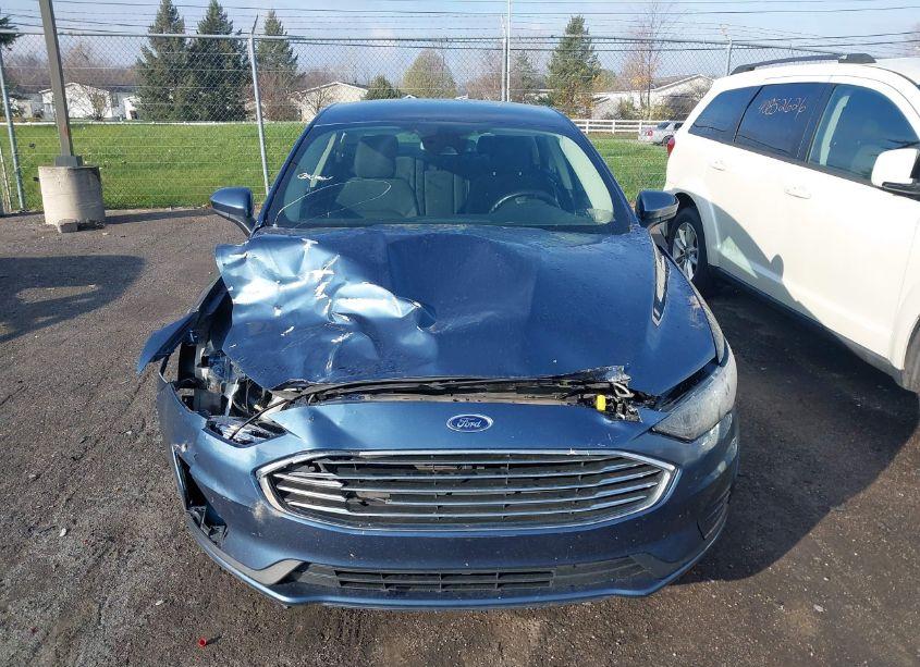 Photo 12 of 2019 Ford Fusion HYBRID SE (VIN 3FA6P0LU9KR147561)