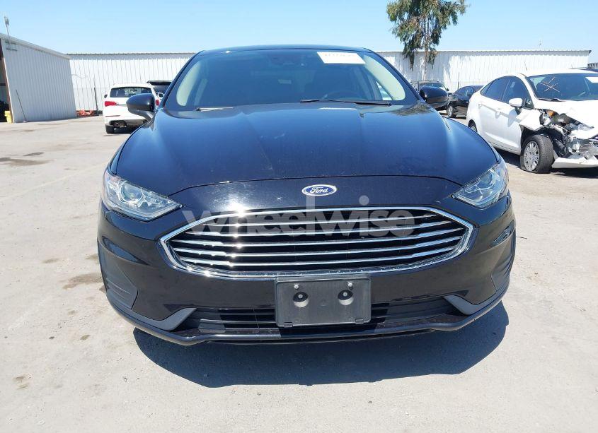 Photo 12 of 2019 Ford Fusion HYBRID SE (VIN 3FA6P0LU9KR175487)