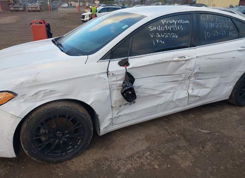 Photo 6 of 2019 Ford Fusion HYBRID SE (VIN 3FA6P0LU9KR262726)