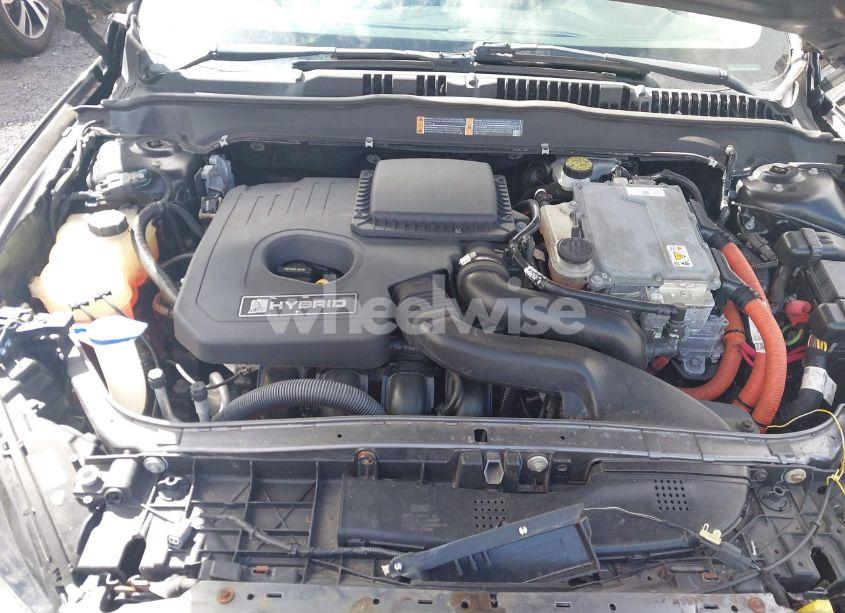 Photo 10 of 2013 Ford Fusion SE HYBRID (VIN 3FA6P0LUXDR181849)