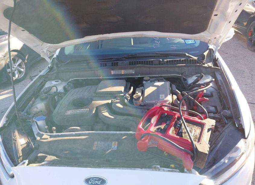 Photo 10 of 2013 Ford Fusion HYBRID SE (VIN 3FA6P0LUXDR198473)