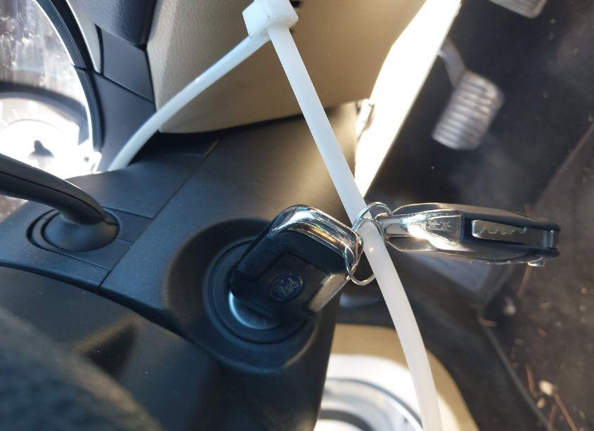 Photo 11 of 2013 Ford Fusion HYBRID SE (VIN 3FA6P0LUXDR198473)