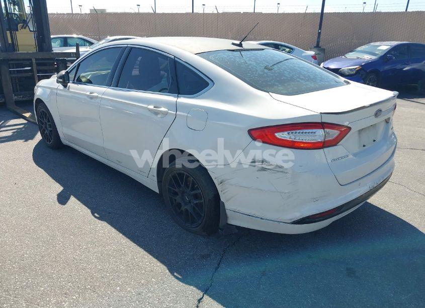 Photo 3 of 2013 Ford Fusion HYBRID SE (VIN 3FA6P0LUXDR235229)