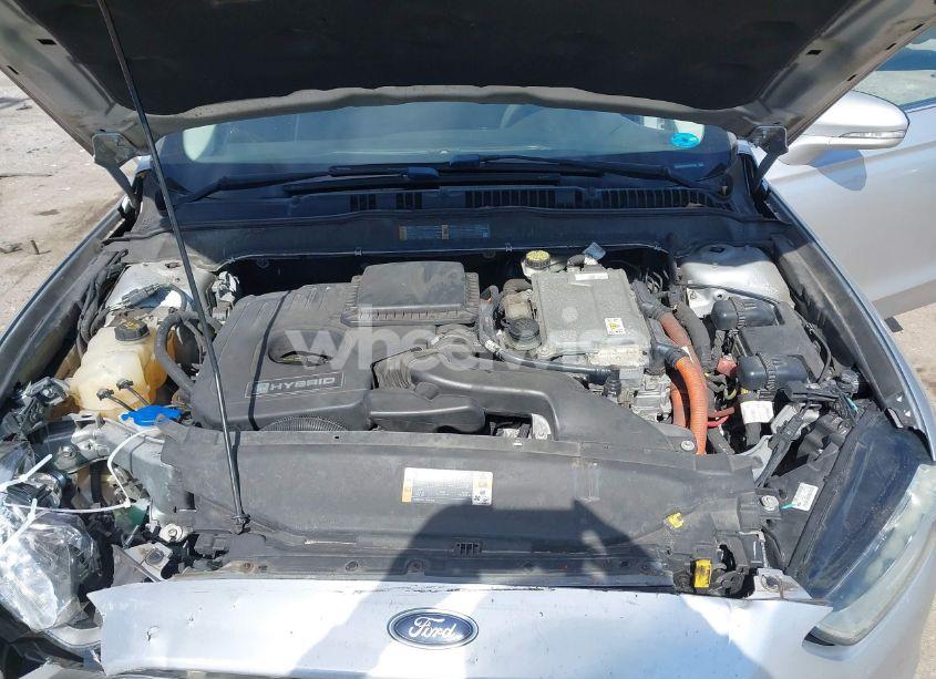 Photo 10 of 2013 Ford Fusion HYBRID SE (VIN 3FA6P0LUXDR375961)